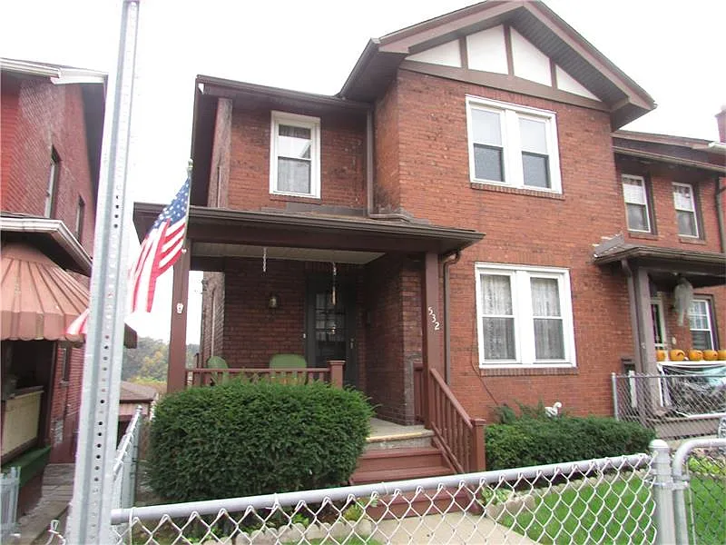 532 Maple St photo 1