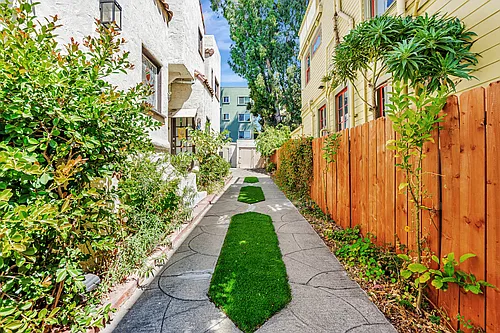 1619 Walnut St #4 Photo 1