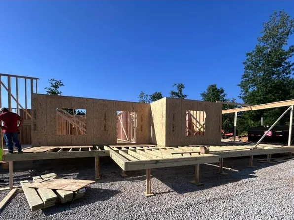 77 Elkwood Ln, Gilbertsville, KY 42044