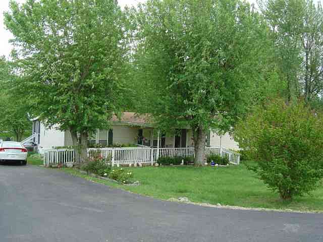 2nd image of 208 Thorn Rd