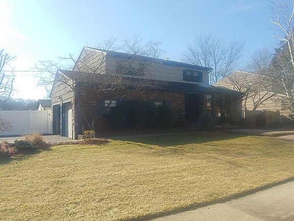 3rd image of 41-36 Christine Ct