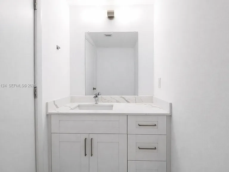 92 SW 3rd St #43 — Photo 6