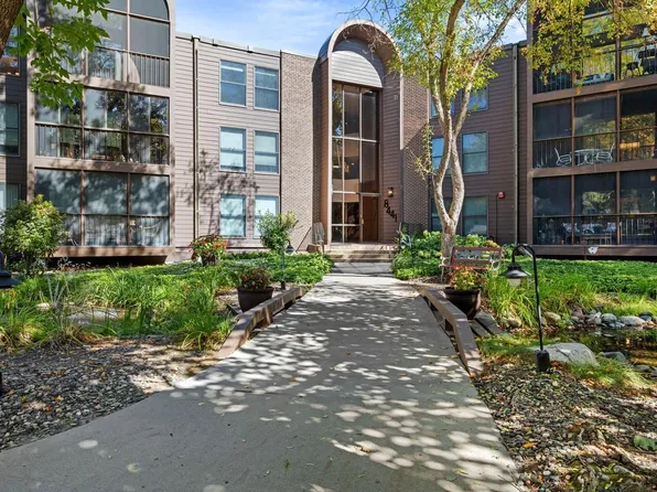 8441 Irwin Rd APT 311, Bloomington, MN 55437