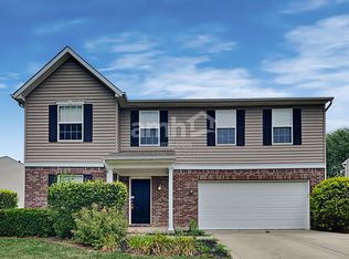 2219 S Briarwood Dr, New Palestine, IN 46163