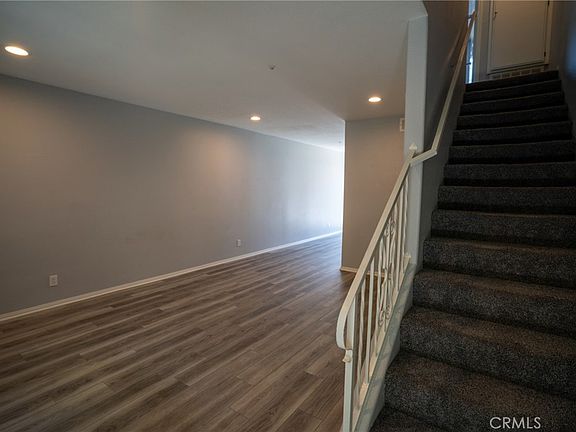 4th image of 9556-9568 Walker St