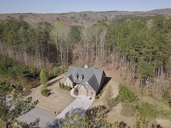 2nd image of 311 Saddle Chase Dr