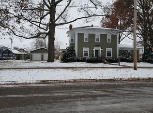 313 N Railroad St, Sumner, IA 50674