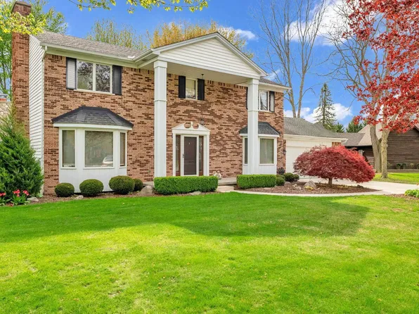 5409 Vista Belle Ct, East China, MI 48054