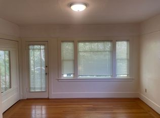 927 35th St APT 3, Sacramento, CA 95816