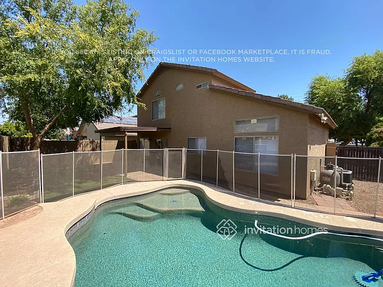764 W La Pryor Ln — Photo 21