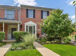0N304 Baker Dr, Geneva, IL 60134