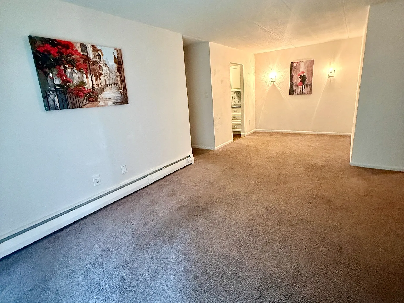 2 bed, 806 sqft, $1,700 — Photo 4