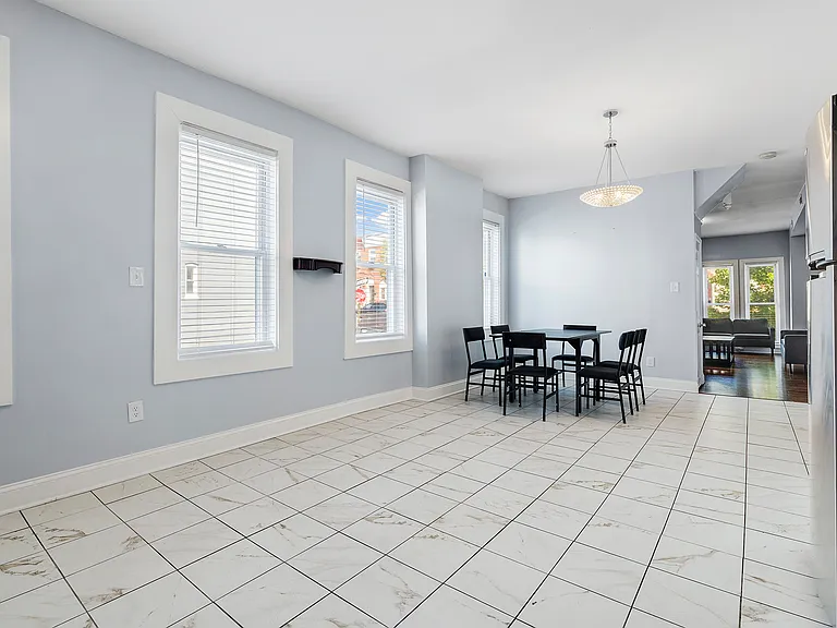 1713 E Lafayette Ave #1-2-4 — Photo 4