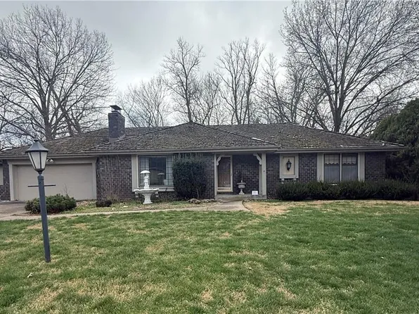 4618 Brookwood Ter, Saint Joseph, MO 64506