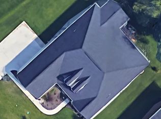 1852 Cabernet Way, Bellbrook, OH 45305