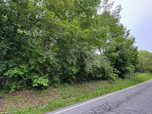 Ashley Ct #H15, Kunkletown, PA 18058