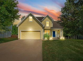 18321 Spruce St, Gardner, KS 66030