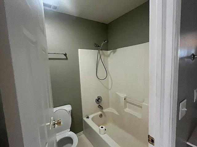 3024 W Villard St #F — Photo 9