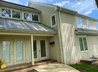 1032 N Easton Rd #B, Doylestown, PA 18902