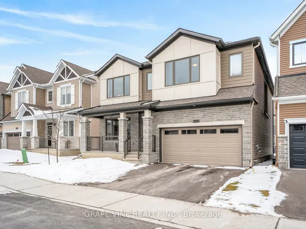 845 Pearly Everlasting Cres, Ottawa, ON K0A 2Z0