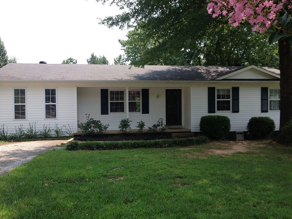1st image of 161 Hinson Dr