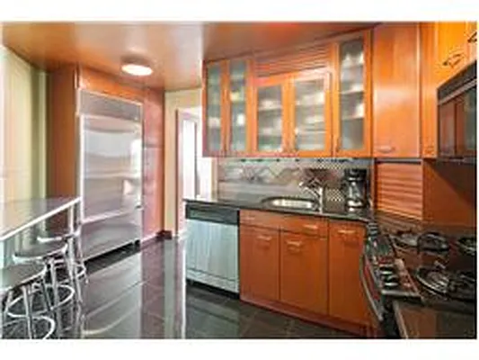 Sold by Corcoran | media 31