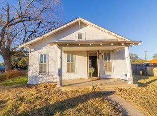 1100 E 5th Ave, Hutchinson, KS 67501