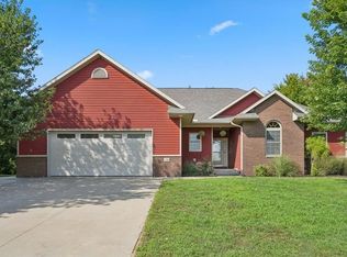 720 Blue Jay Ct, Tiffin, IA 52340