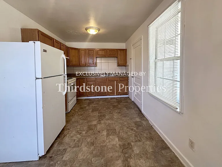 5638 Vernon Rd — Photo 2