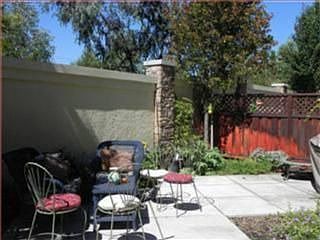 5th image of 225 Azevedo Cir