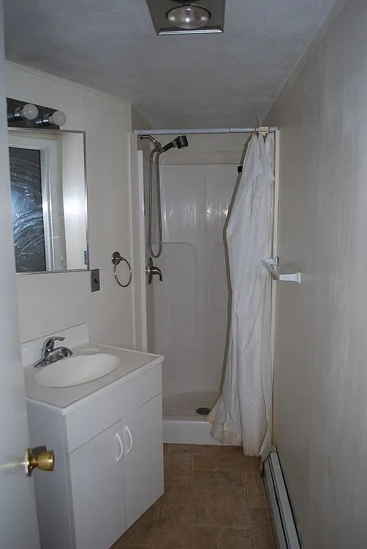1 bed, 1.0 bath, 900 sqft, $850 — Photo 4