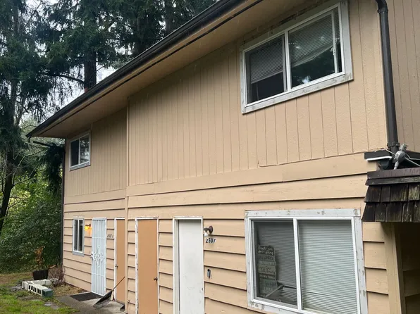 2507 1/2 B St, Steilacoom, WA 98388