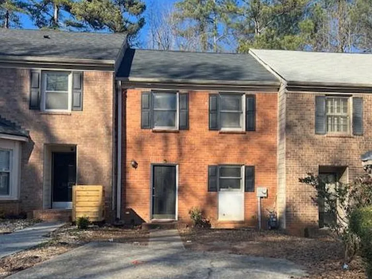 616 Twin Brooks Way — Photo 1