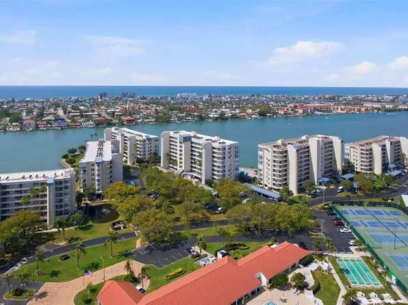 7932 Sailboat Key Blvd S APT 806, South Pasadena, FL 33707