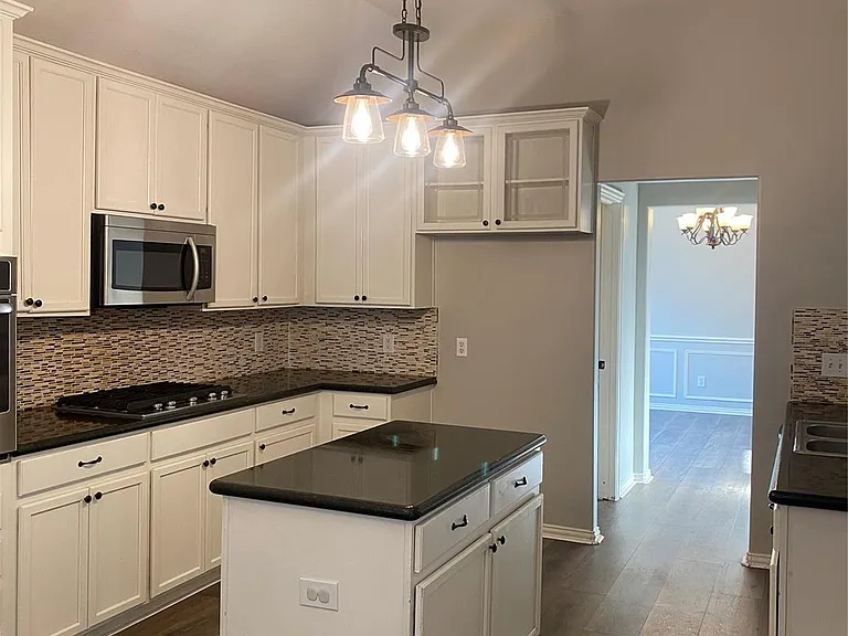 8312 Spinnaker Bay Ln — Photo 7