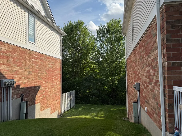 151 Clairfields Dr E #39 — Photo 14