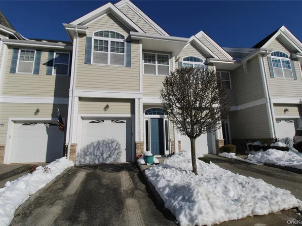 134 Jackie Court, Patchogue, NY 11772