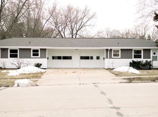 1457 Bond St, Green Bay, WI 54303