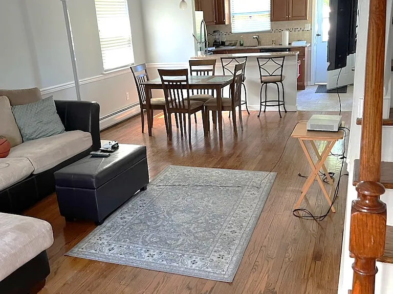 728 Greens Ave #14 — Photo 6