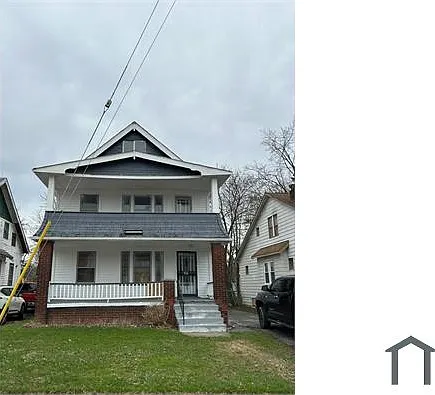 3 bed, $1,500 — Photo 2