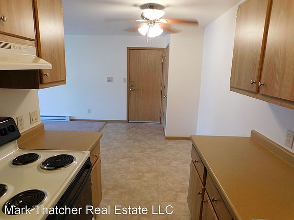 4th image of 209 Roosevelt Dr #3
