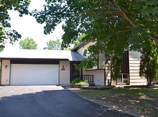 11436 Edgewood Pl N, Champlin, MN 55316