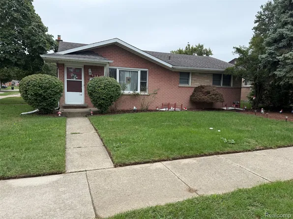 711 Van Sull St, Westland, MI 48185