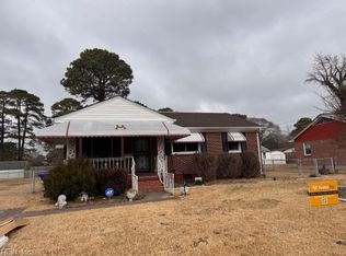 916 Warfield Dr, Portsmouth, VA 23701