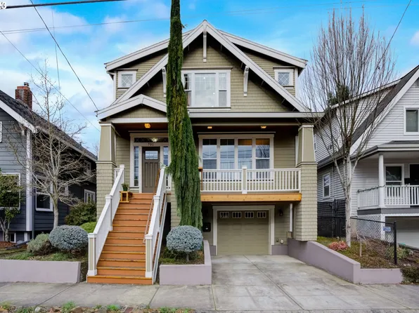 701 NE Roselawn St, Portland, OR 97211