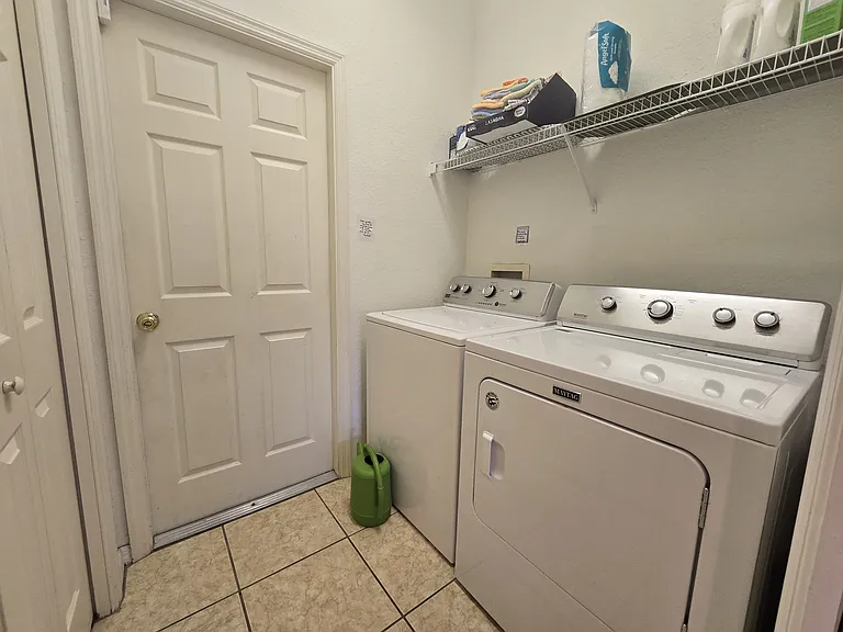219 Cloverdale Rd — Photo 28