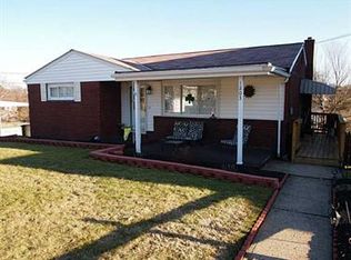 1203 Ridgeway Ave, Aliquippa, PA 15001