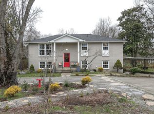 220 Meadowgreen Dr, Franklin, TN 37069