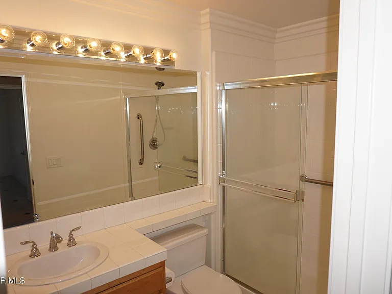 2033 Yellowthroat Pl — Photo 20