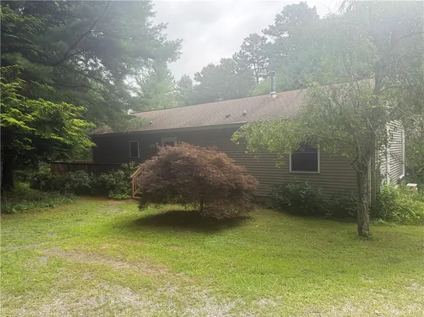 80 Old Shannock Rd, Charlestown, RI 02813